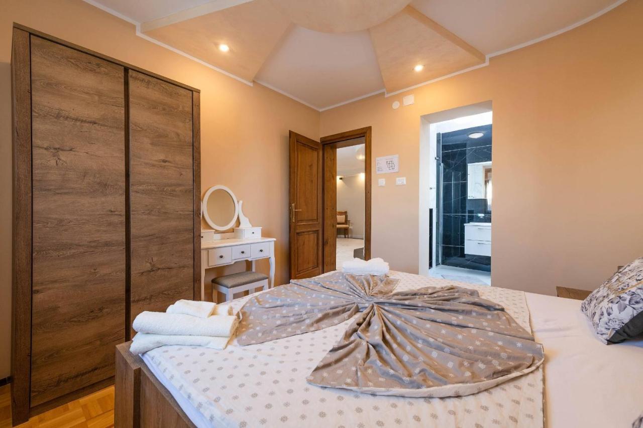Villa Zorica Porec Esterno foto